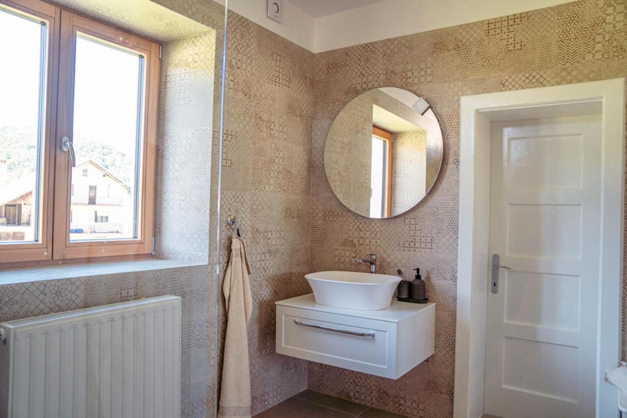 Holiday Home Loz Stari Trg pri Lozu Exterior foto